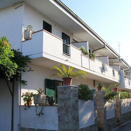 Villini Macri Appartement Parghelia Buitenkant foto