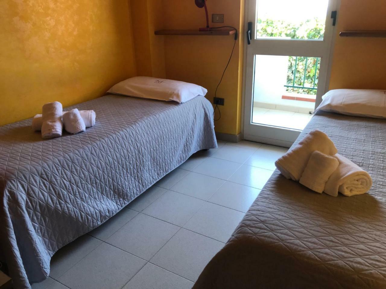 Villini Macri Appartement Parghelia Buitenkant foto